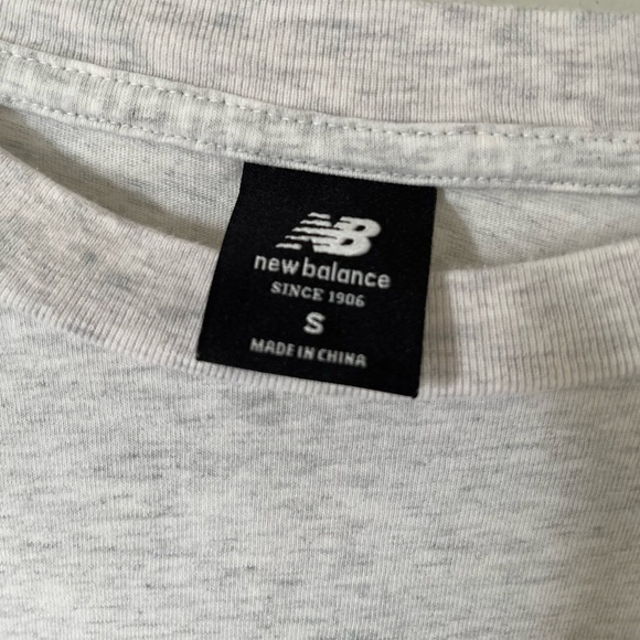 New Balance Grey Tee - Picture 6 of 9